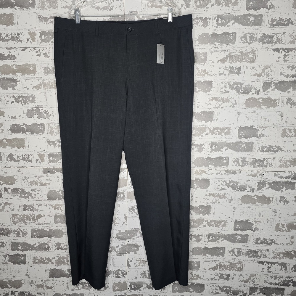 NEW Van Heusen Dress Pants Mens‎ 40x30 Gray Check Flat Front Straight Leg Flex